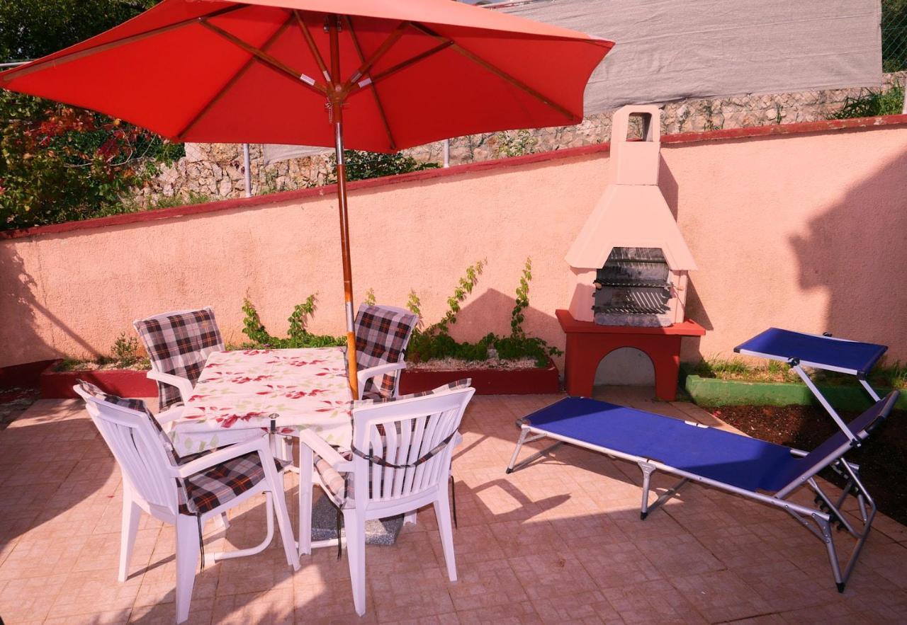 Apartman Nelamore - Krk Town, 300 Meters To The Beach מראה חיצוני תמונה