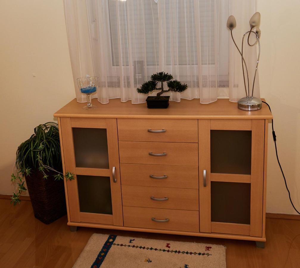 Apartman Nelamore - Krk Town, 300 Meters To The Beach מראה חיצוני תמונה